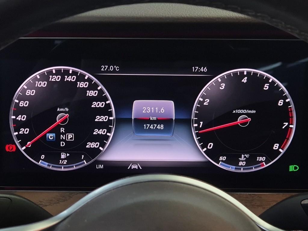 Mercedes Benz E class - Vista 6