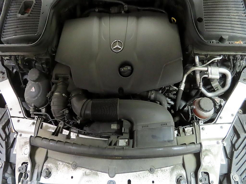 Mercedes Benz GLC Class 2018 Negro - Importación desde Corea - HF Imports Iquique - Foto 20