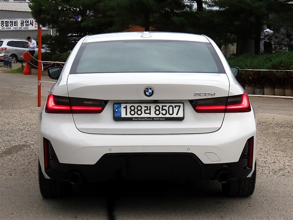 BMW 3 series - Vista 4