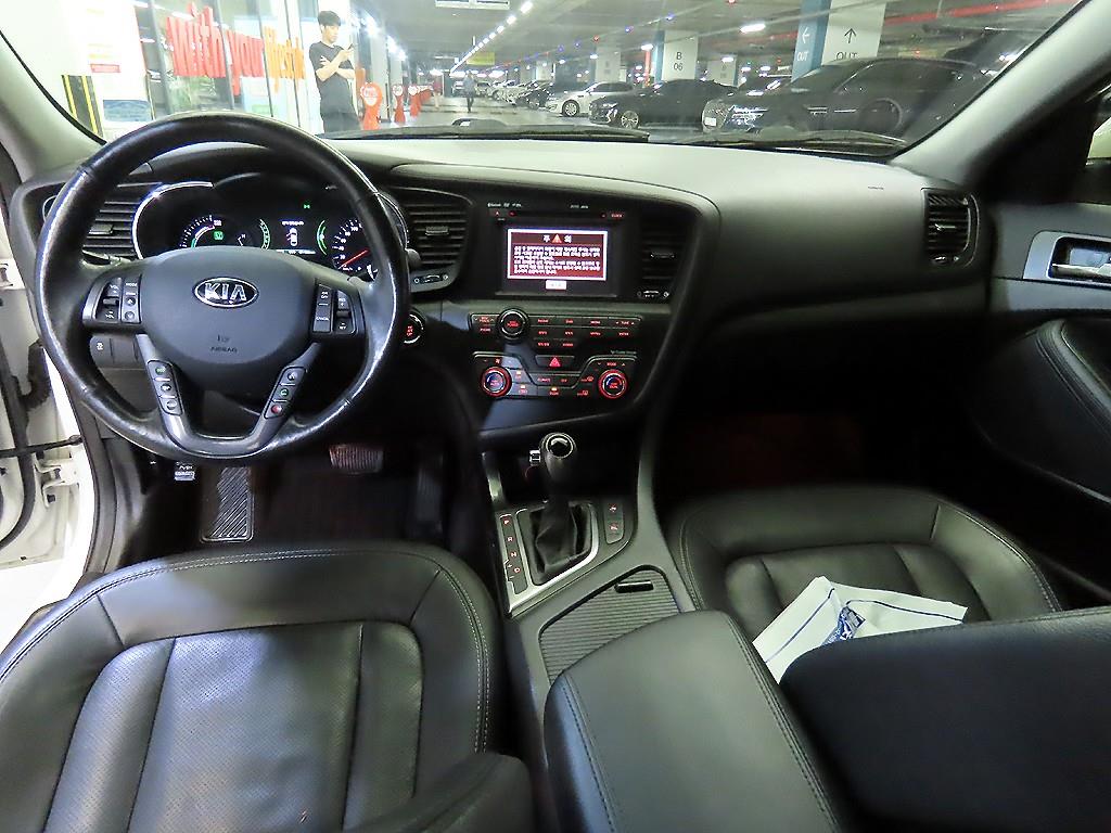 KIA K5 - Vista 10