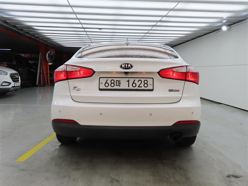 KIA K3 - Vista 3