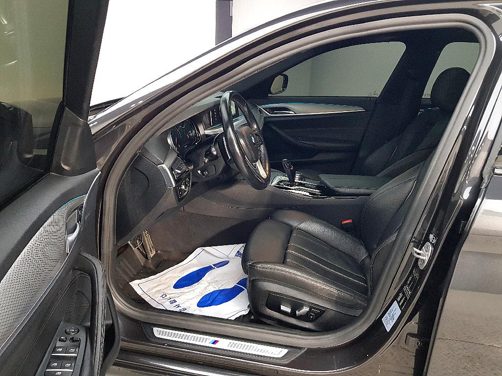 BMW 5 Series - Vista 8
