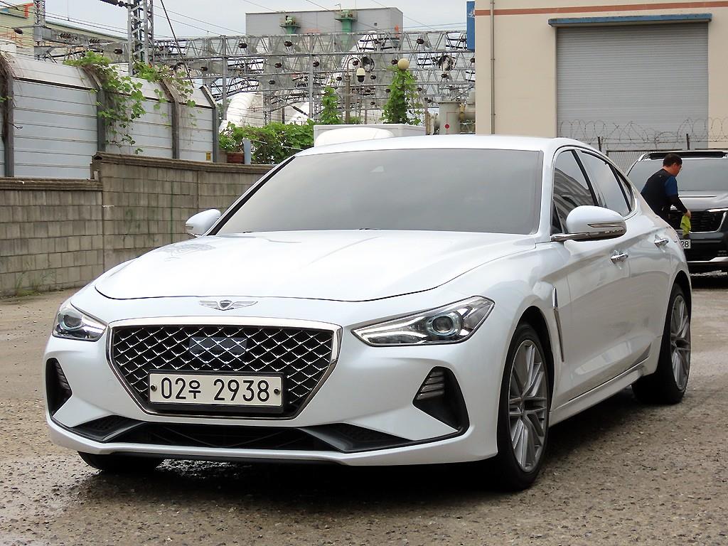Genesis G70 - Vista 2
