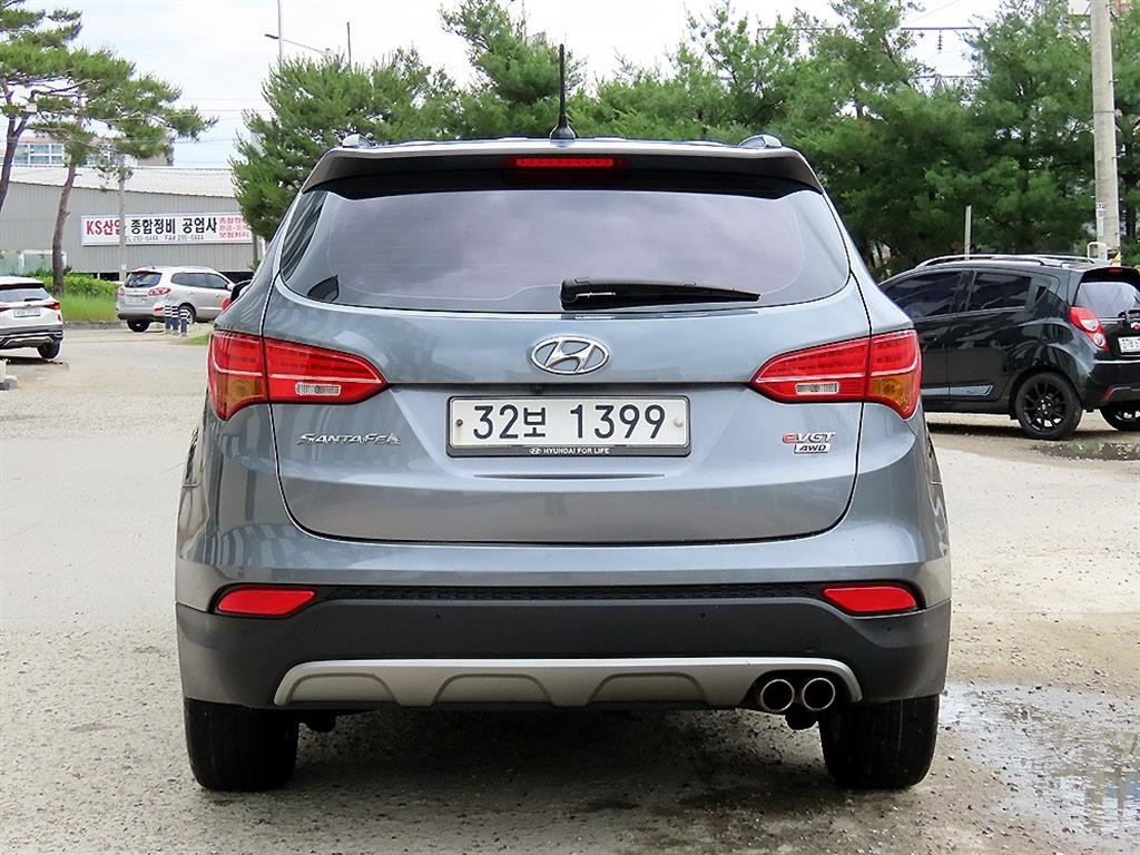 HYUNDAI Santa Fe - Vista 4