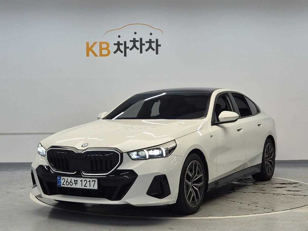 BMW 5 Series 2025 Blanco - Importación desde Corea - HF Imports Iquique - Foto 1