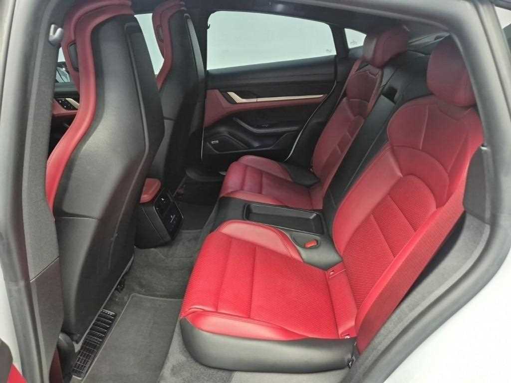 Porsche Taycan - Vista 12