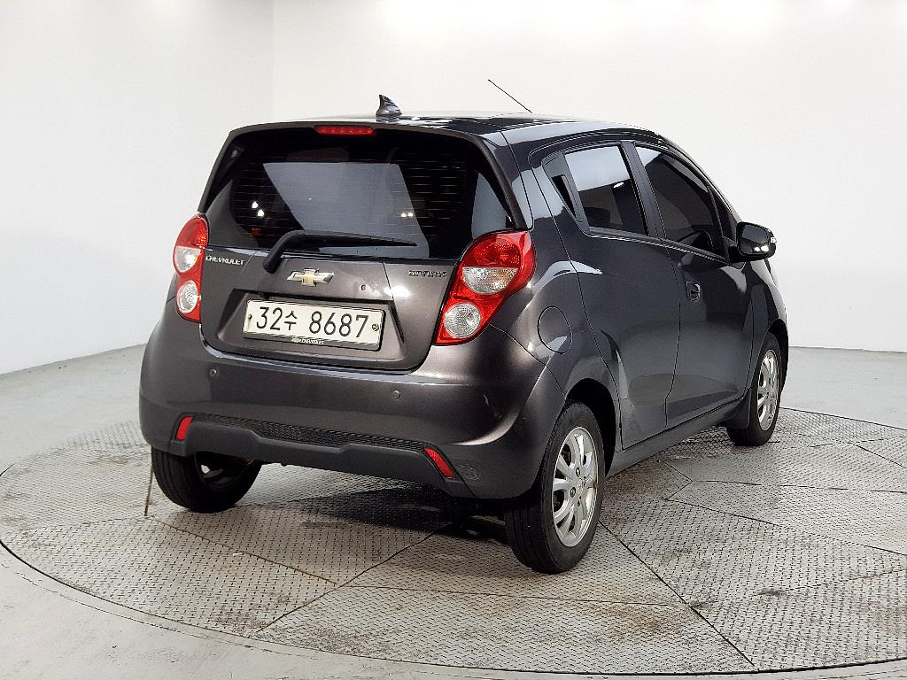 Chevrolet Spark - Vista 4
