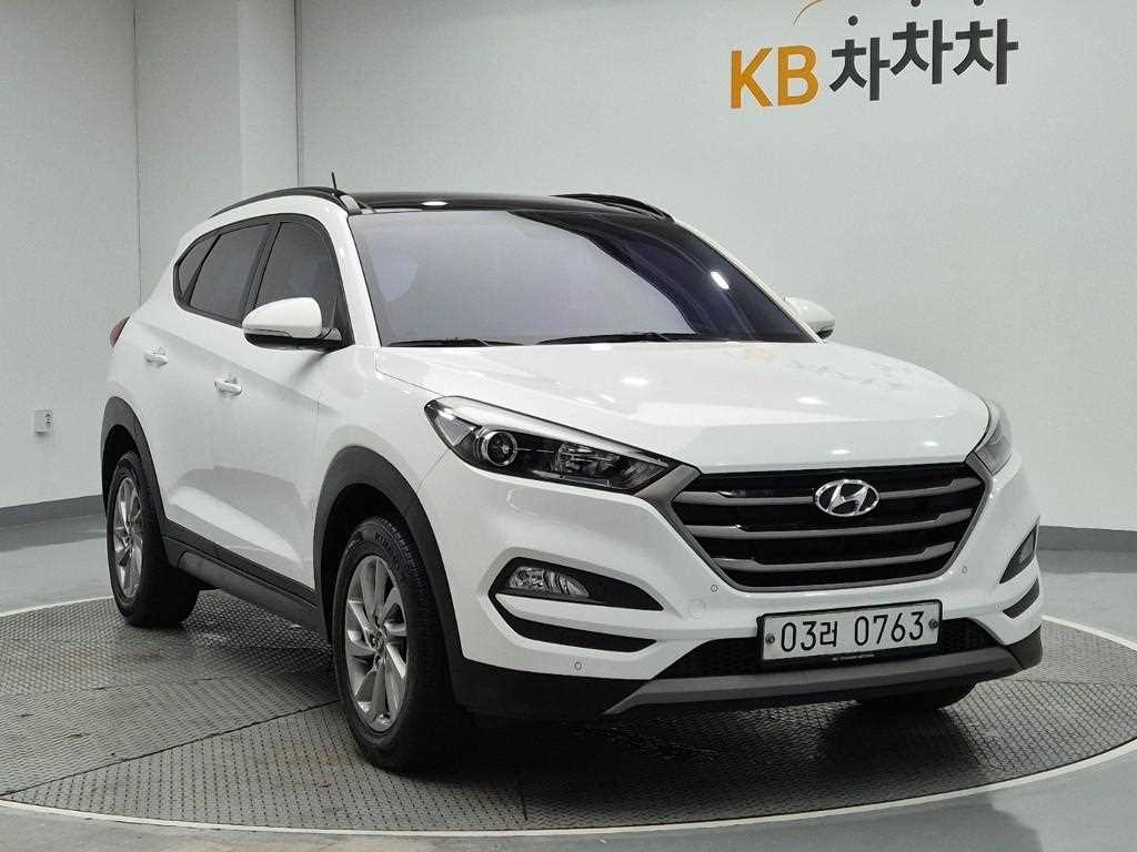 HYUNDAI Tucson - Vista 4