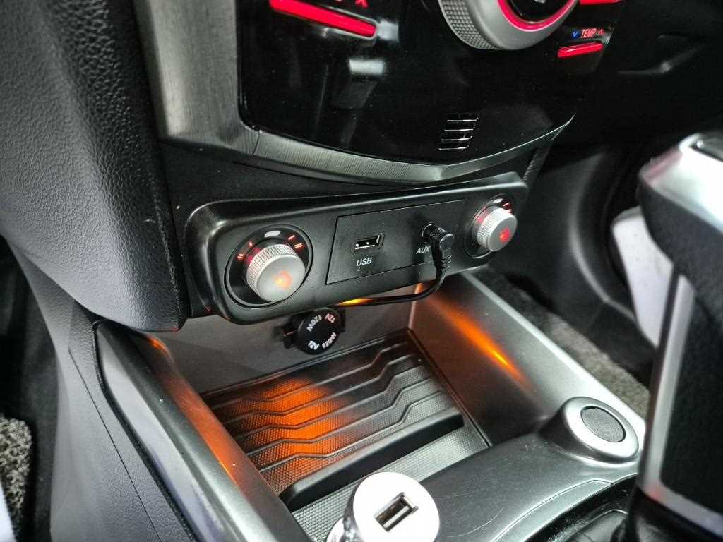 Ssangyong Tivoli 2019 Blanco - Importación desde Corea - HF Imports Iquique - Foto 16