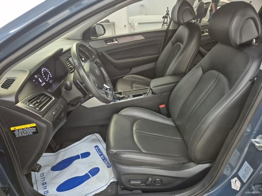 HYUNDAI Sonata - Vista 11