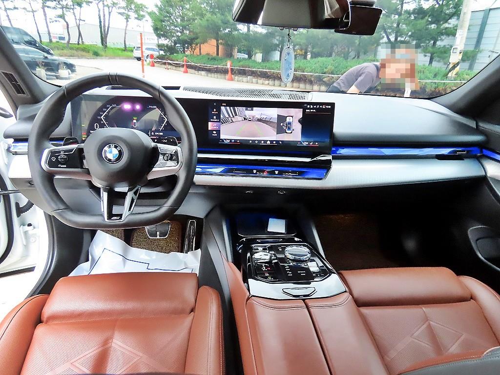 BMW 5 Series - Vista 7