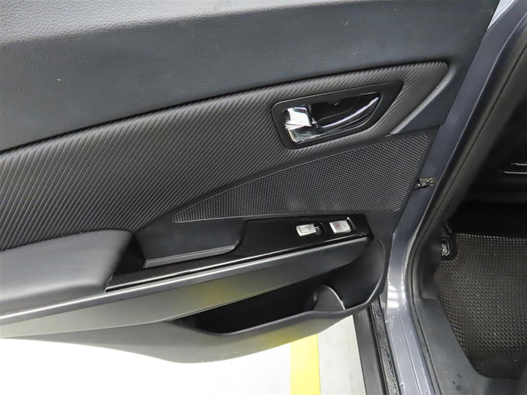 Ssangyong Tivoli - Vista 11