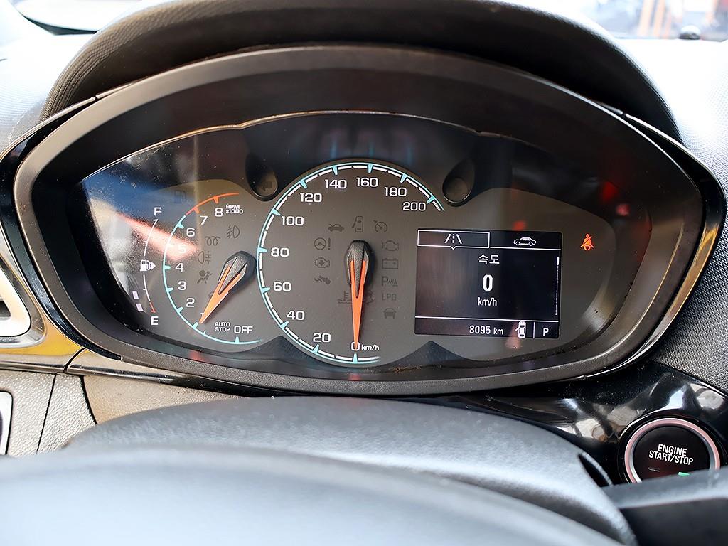 Chevrolet Spark - Vista 11