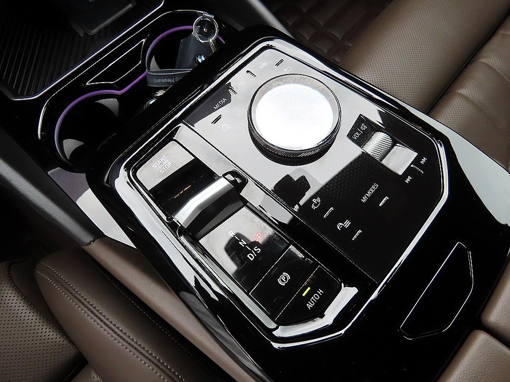 BMW 5 Series - Vista 11