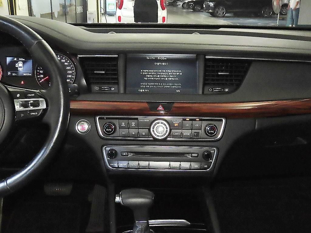 KIA K7 - Vista 11