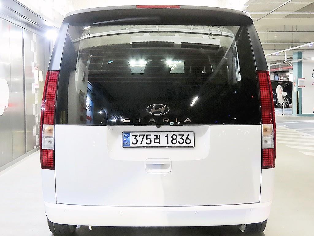 HYUNDAI Staria - Vista 5