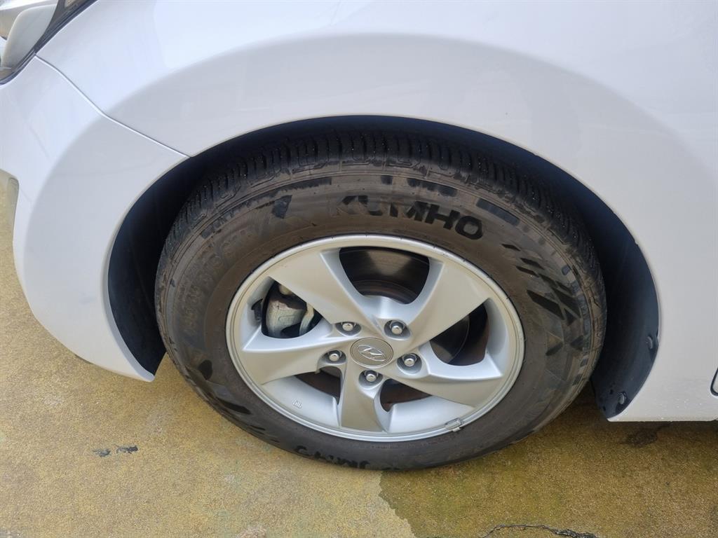 HYUNDAI Avante 2014 Blanco - Importación desde Corea - HF Imports Iquique - Foto 18