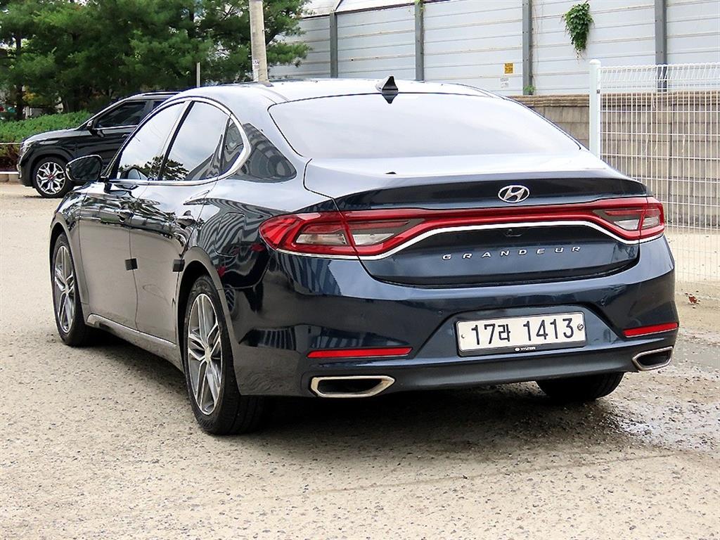 HYUNDAI Grandeur - Vista 3