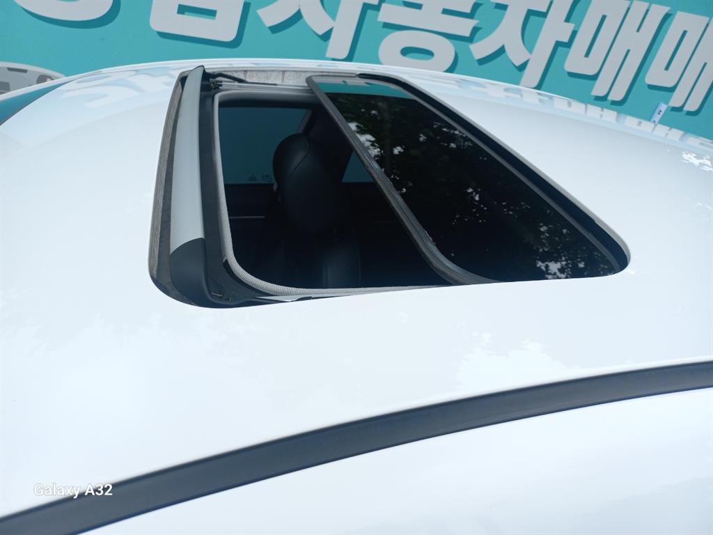 HYUNDAI Avante 2017 Blanco - Importación desde Corea - HF Imports Iquique - Foto 14