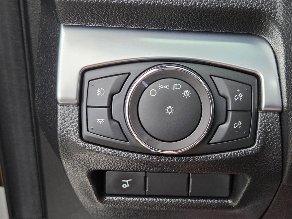 Ford Explorer - Vista 12