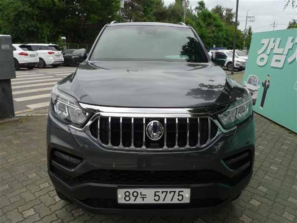 Ssangyong Rexton - Vista 2