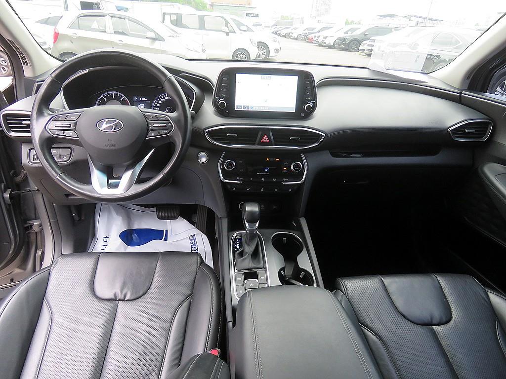 HYUNDAI Santa Fe - Vista 9