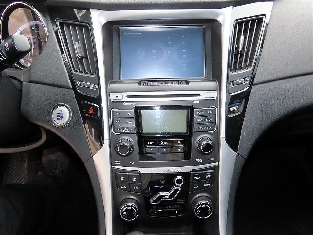 HYUNDAI Sonata 2010 Blanco - Importación desde Corea - HF Imports Iquique - Foto 14