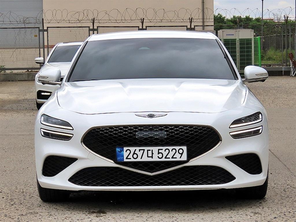 Genesis G70 2022 Blanco - Importación desde Corea - HF Imports Iquique - Foto 1