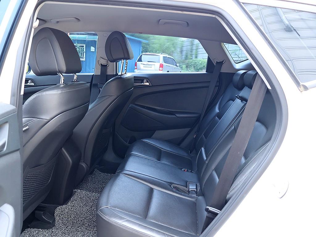 HYUNDAI Tucson 2018 Blanco - Importación desde Corea - HF Imports Iquique - Foto 13