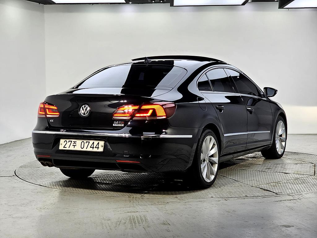 Volkswagen CC - Vista 4