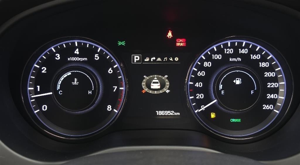 HYUNDAI Aslan - Vista 4