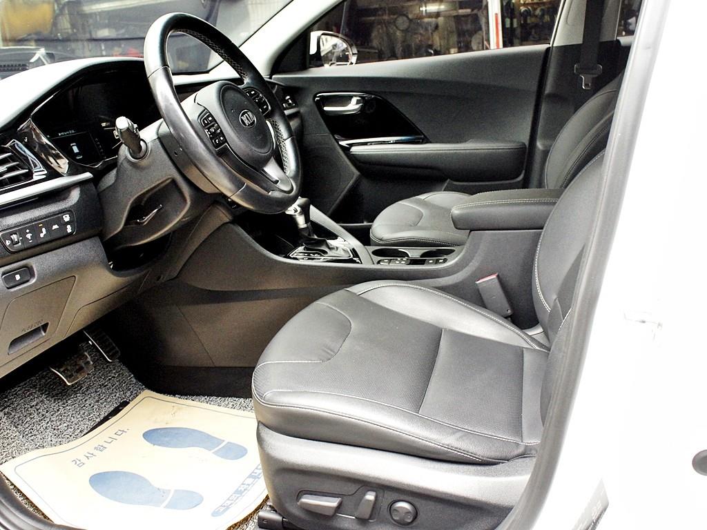 KIA Niro - Vista 9