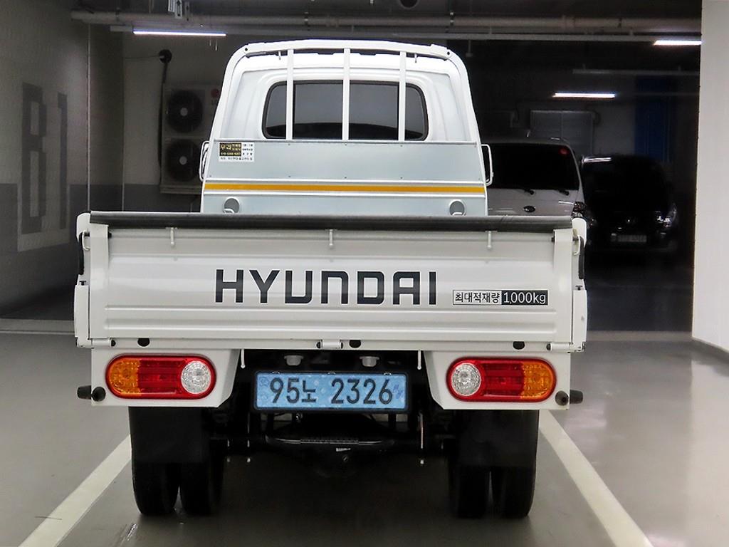 Small Truck Cargo (small) - Vista 3