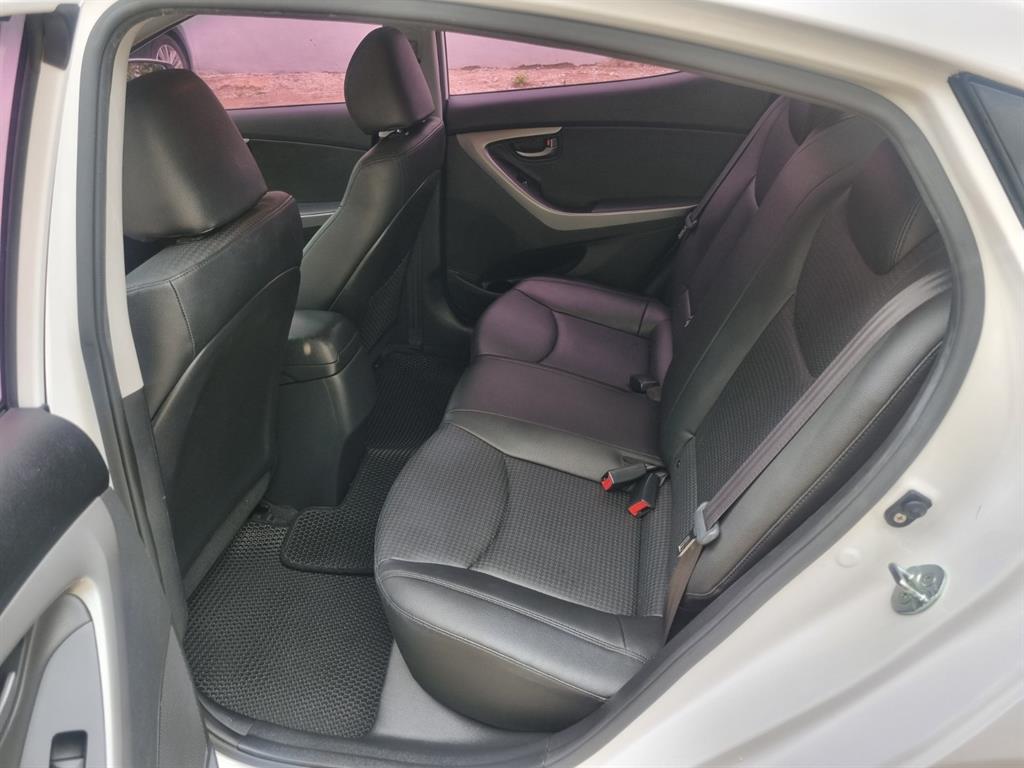 HYUNDAI Avante 2014 Blanco - Importación desde Corea - HF Imports Iquique - Foto 15