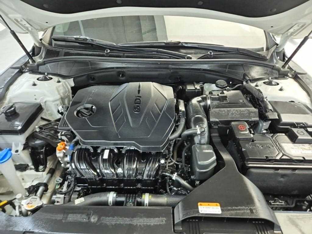 HYUNDAI Grandeur - Vista 5