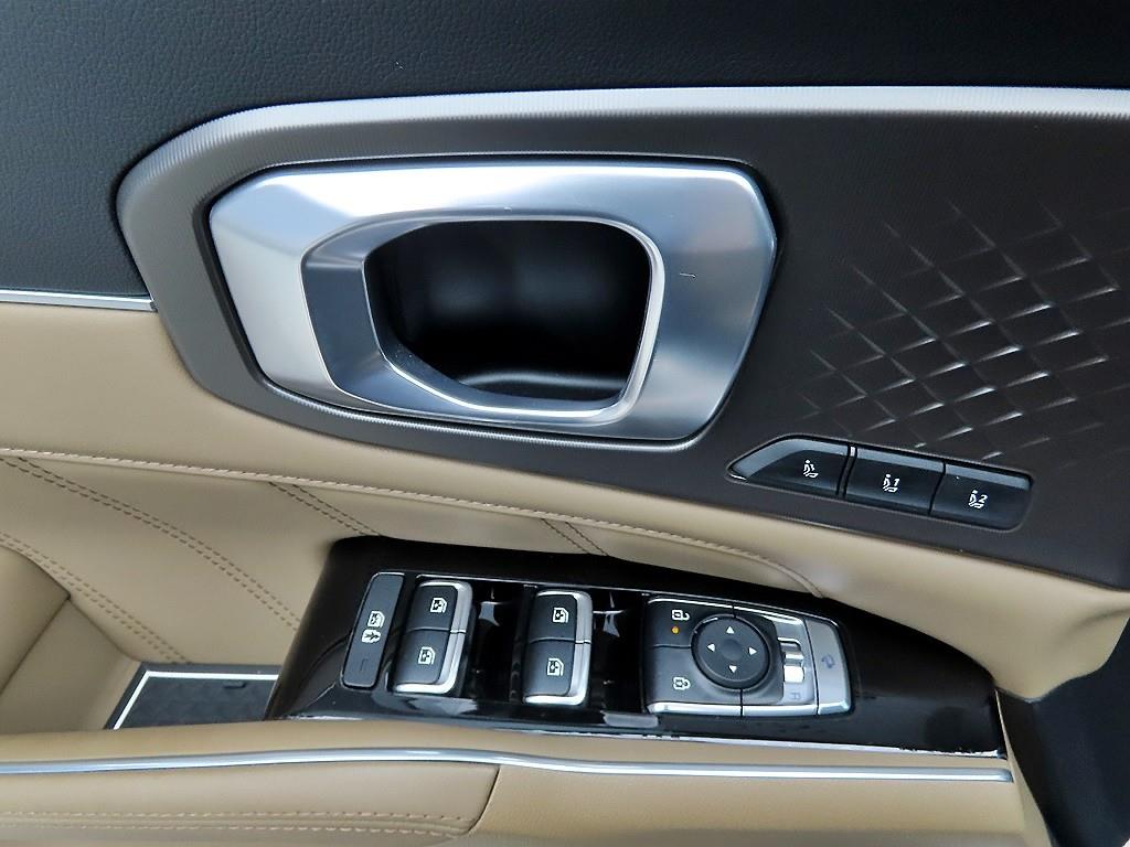 KIA Sorento - Vista 11