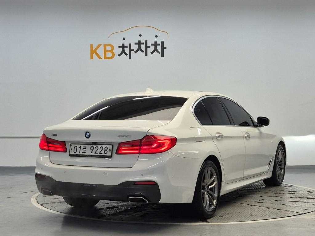 BMW 5 Series - Vista 3