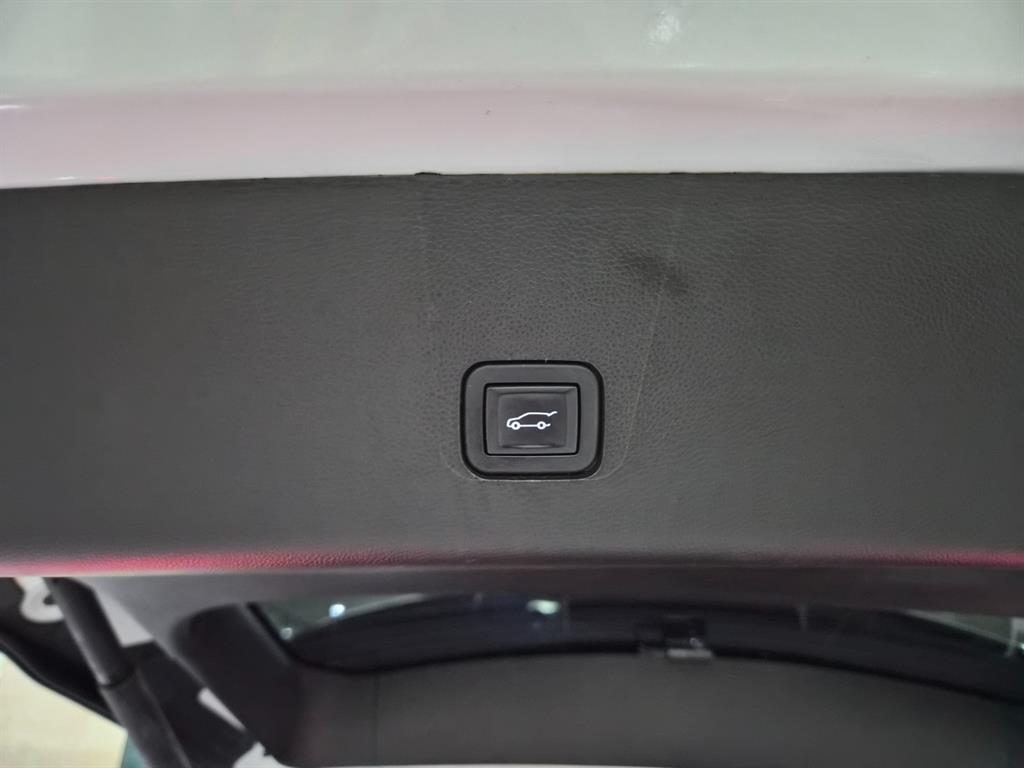 Chevrolet Travers 2020 Blanco - Importación desde Corea - HF Imports Iquique - Foto 18