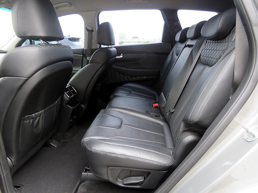 HYUNDAI Santa Fe - Vista 8