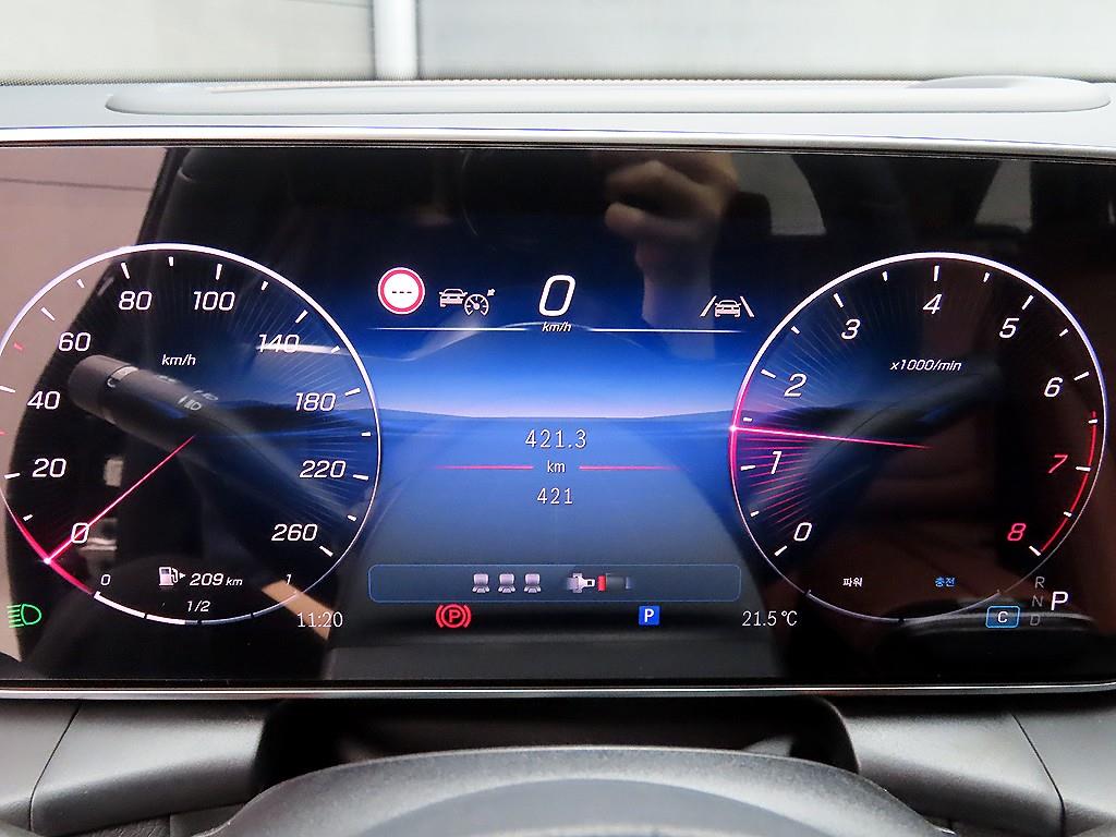 Mercedes Benz GLC Class - Vista 8