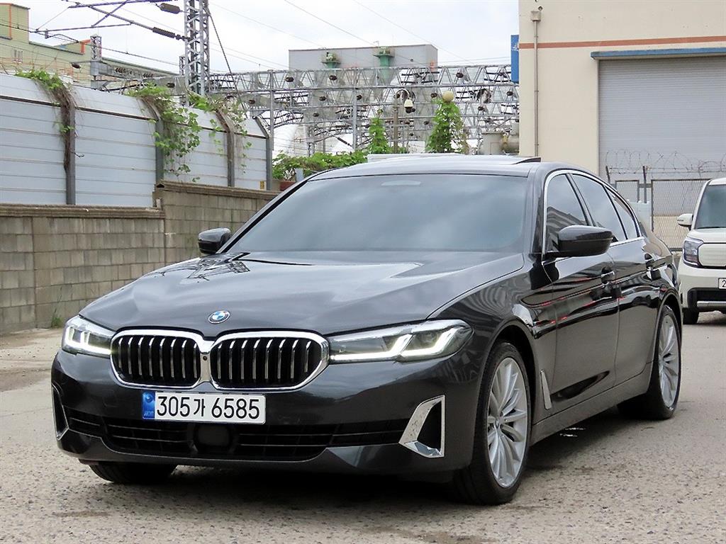 BMW 5 Series - Vista 2