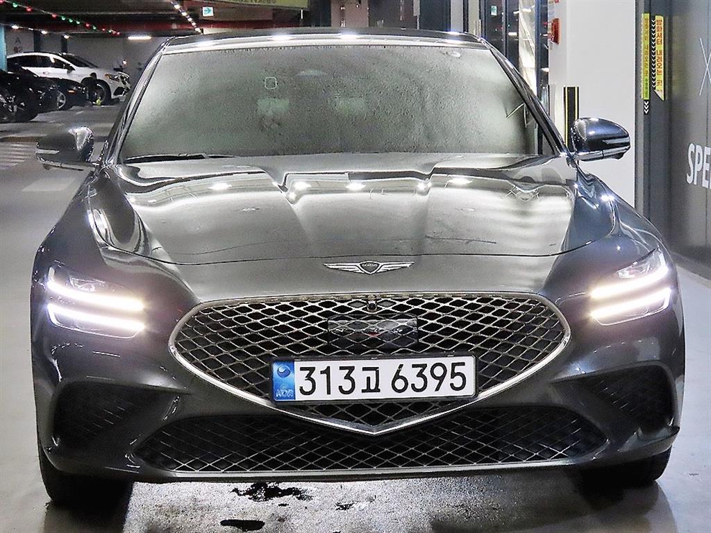 Genesis G70 - Vista 2
