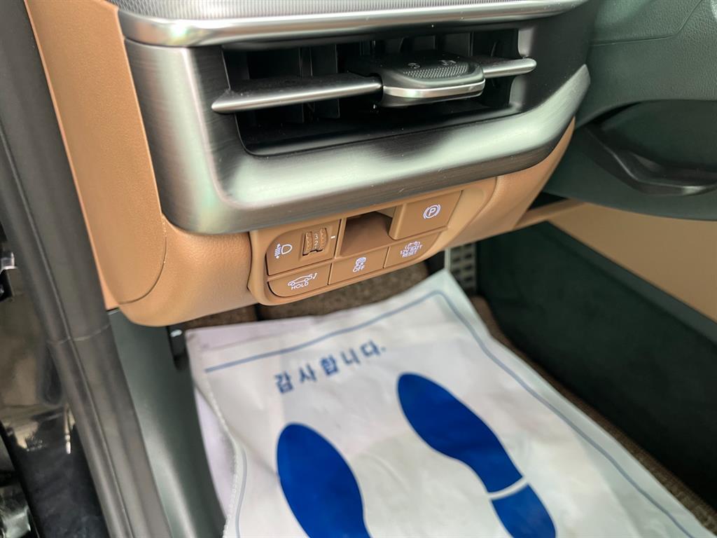 HYUNDAI Grandeur - Vista 10