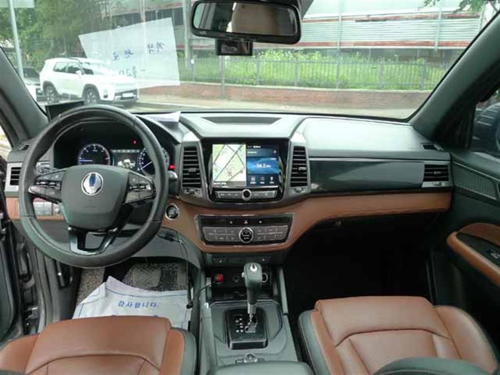 Ssangyong Rexton - Vista 8