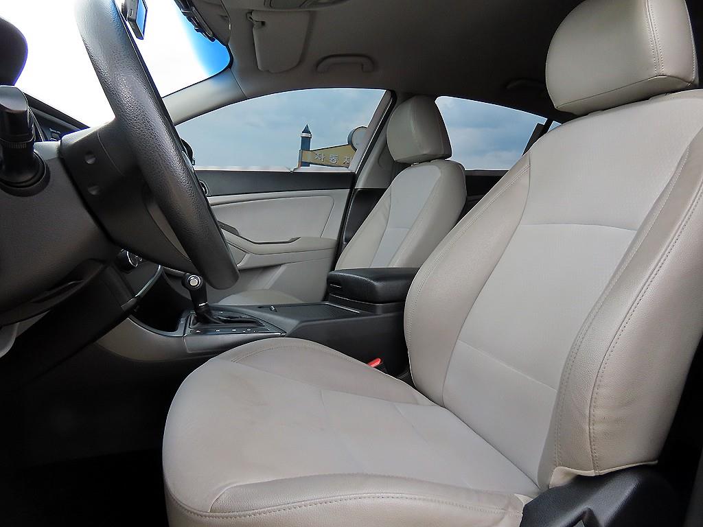 KIA K5 - Vista 5