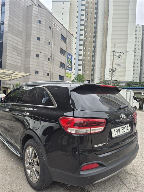 KIA Sorento - Vista 5