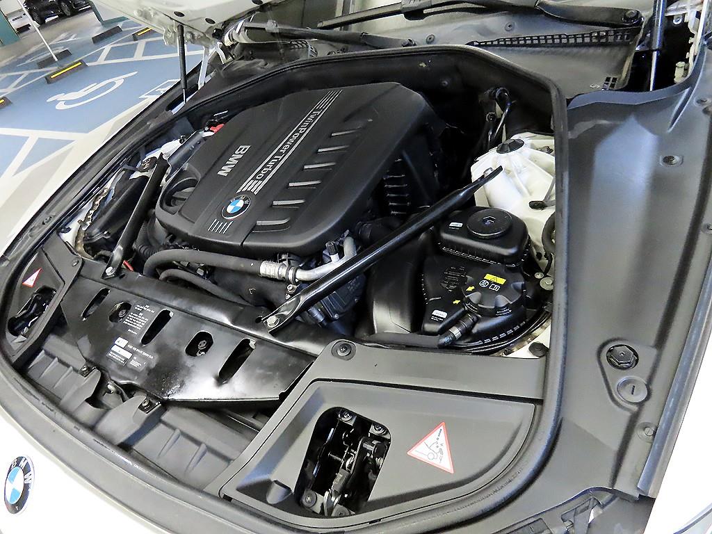 BMW 5 Series 2015 Blanco - Importación desde Corea - HF Imports Iquique - Foto 19