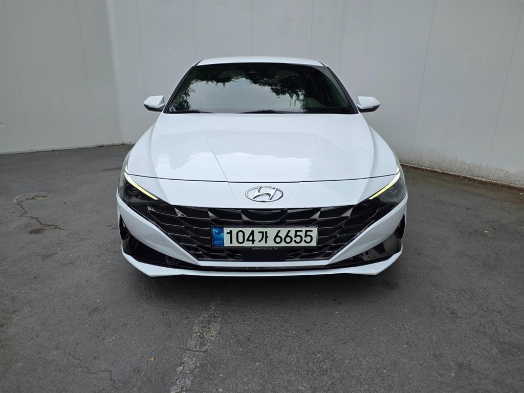 HYUNDAI Avante 2022 Blanco - Importación desde Corea - HF Imports Iquique - Foto 1