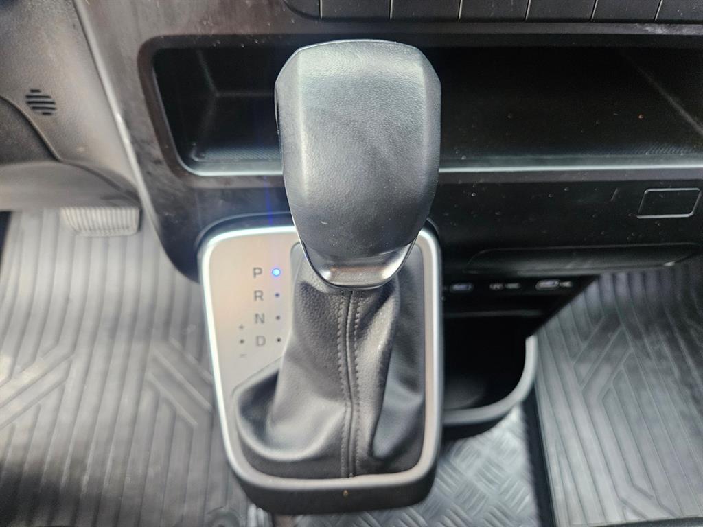 HYUNDAI Staria - Vista 6