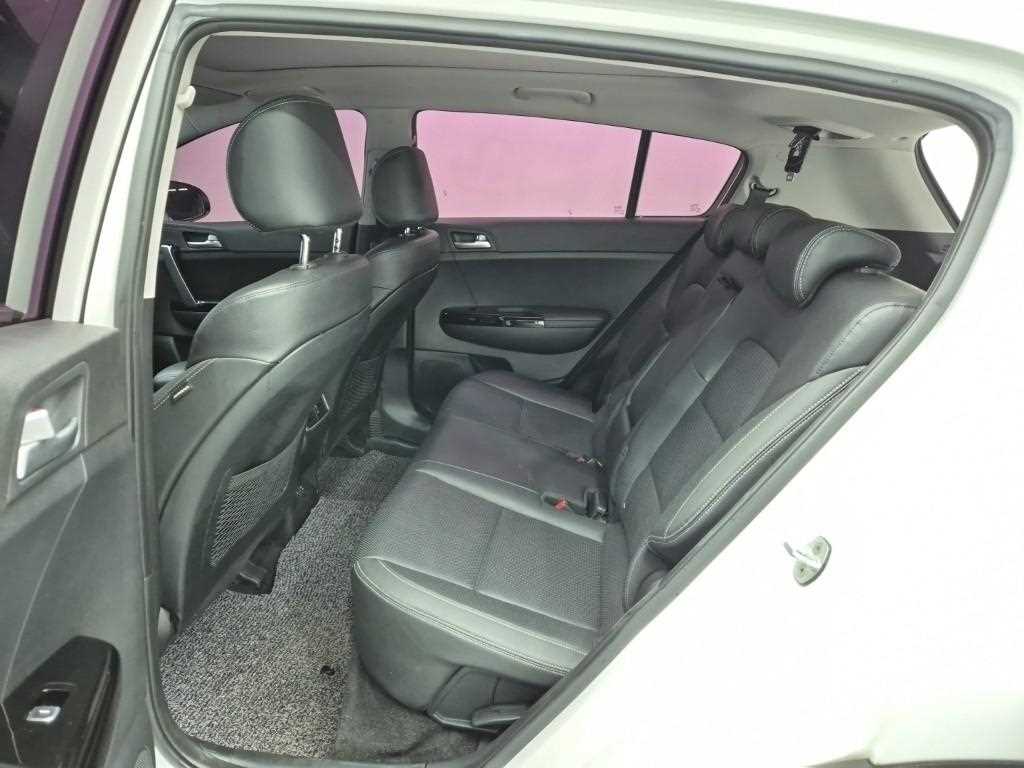 KIA Sportage - Vista 12